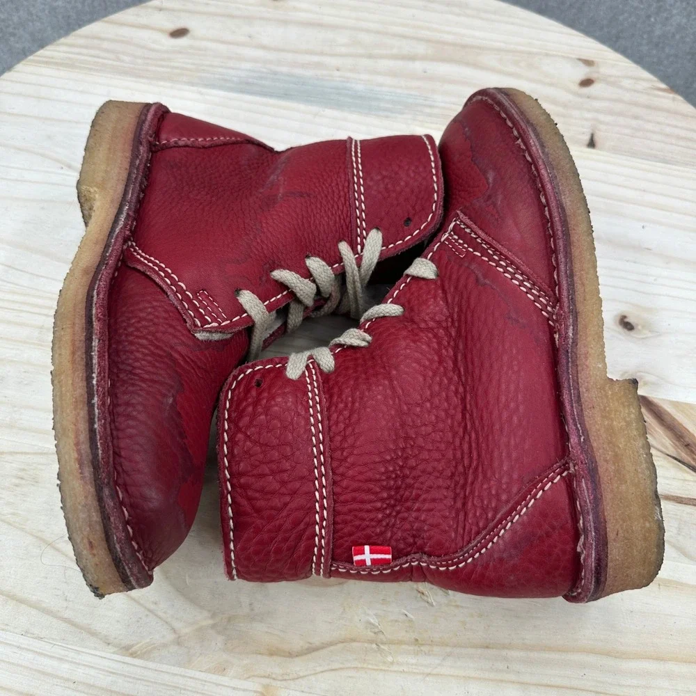 Duckfeet Odense Boots Womens Size 9 Red Leather Wool Lined Crepe Sole Danish 39